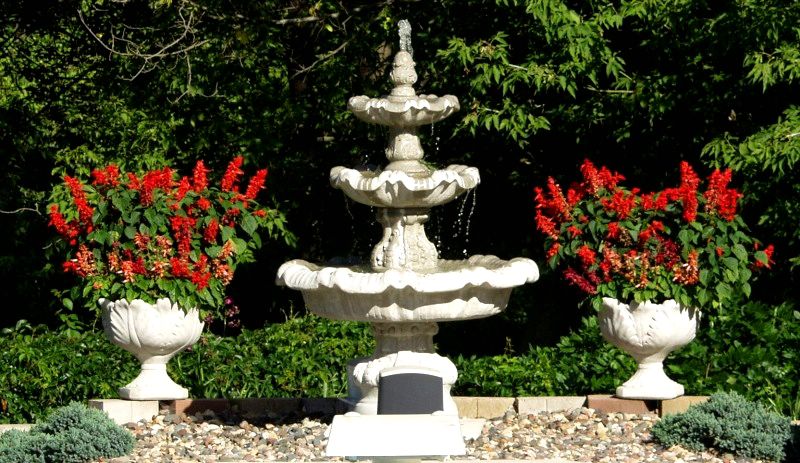 fountain3.jpg